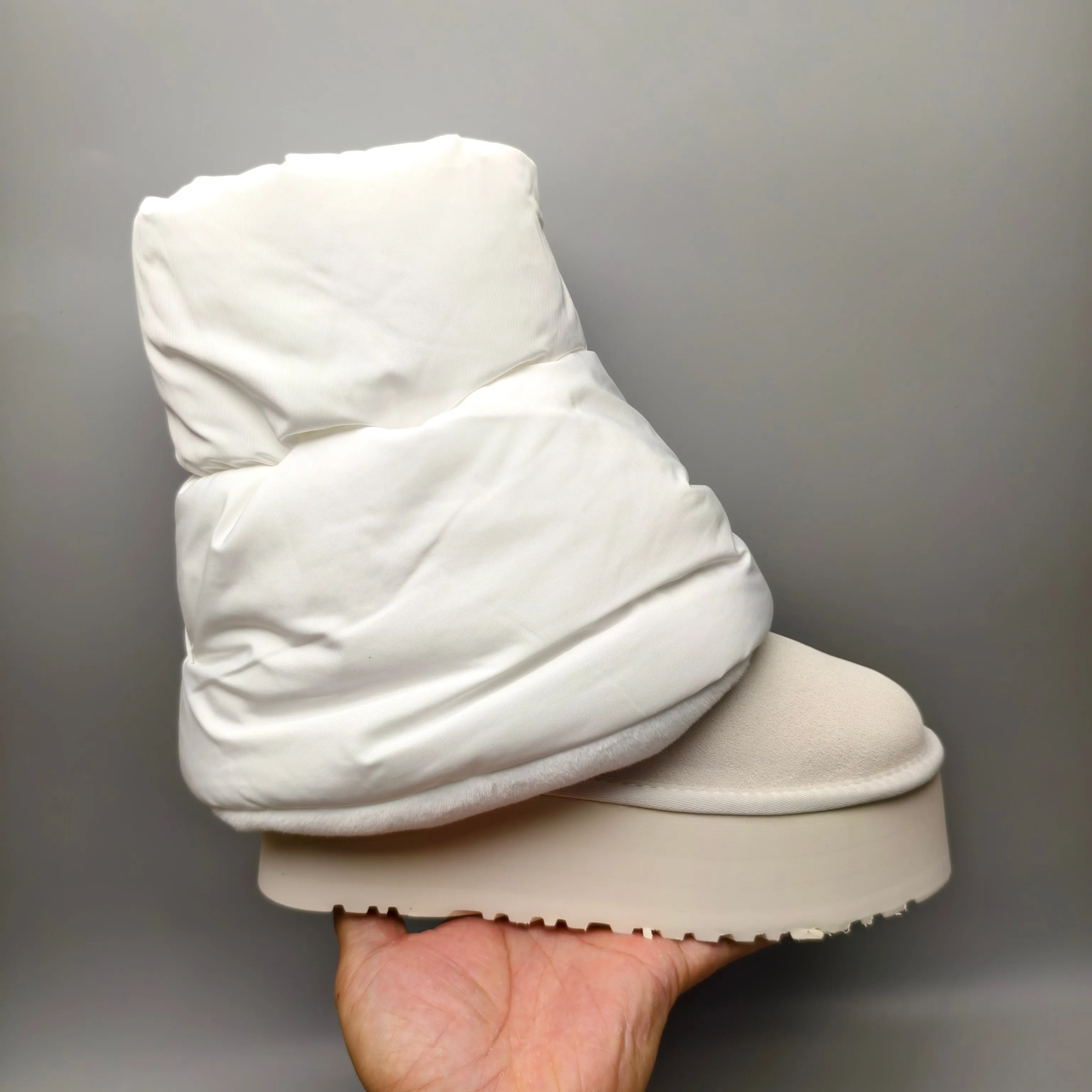 💰640 UGG sheepskin all-in-one snow boots 8275 thick-soled down sheath casual boots Color: Maroon Black White Size: 35-40